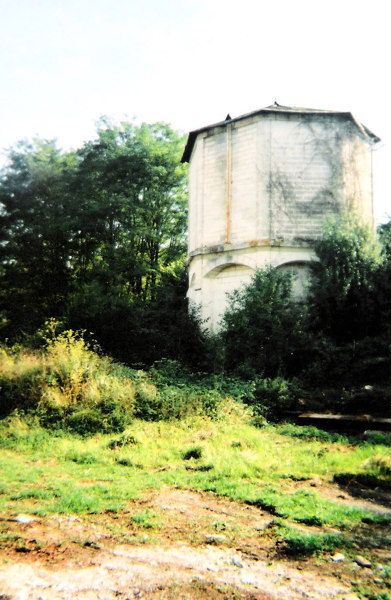 chateau_d_eau_de_niversac__2010.jpg