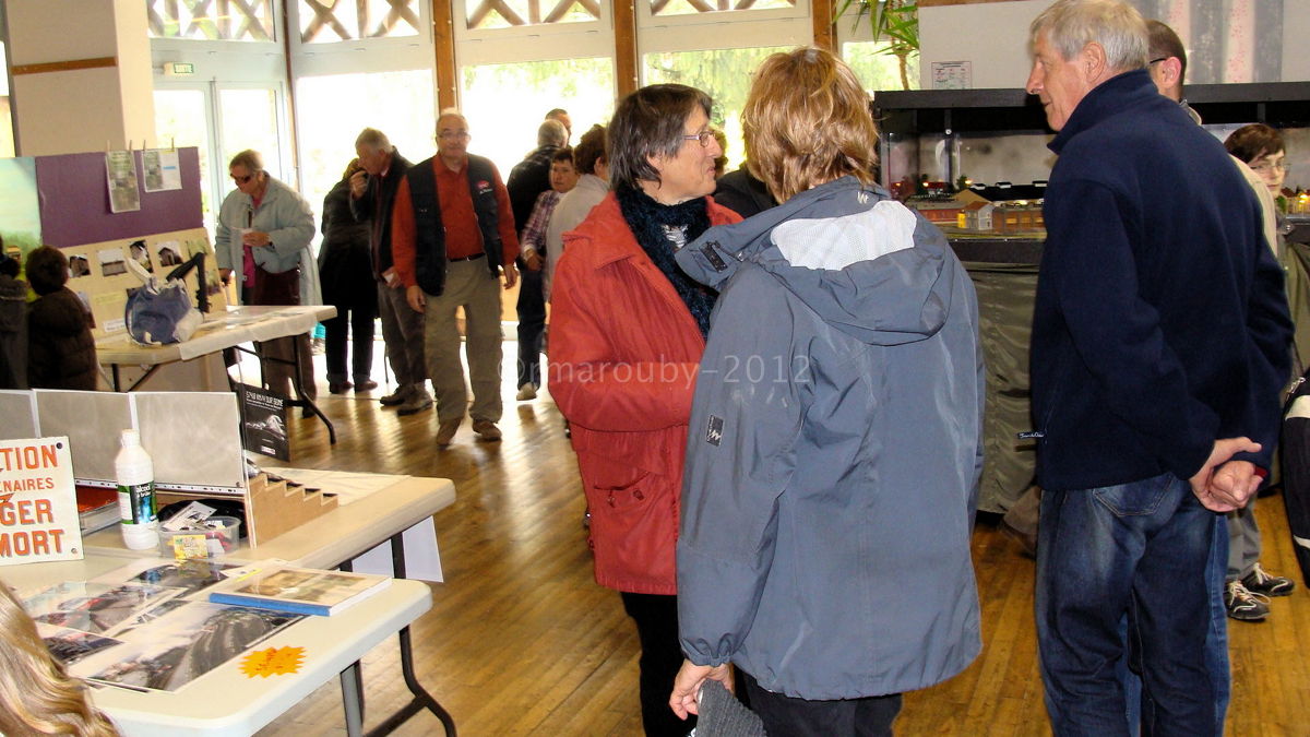 la_foule__la_chapelle_gonaguet_29_04_2012.jpg