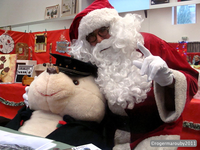 pere_noel_et_nounours_controleur.jpg