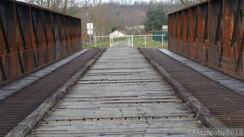 9-viaduc_sur_le_drop_eymet__janv_2012dsc04518.jpg