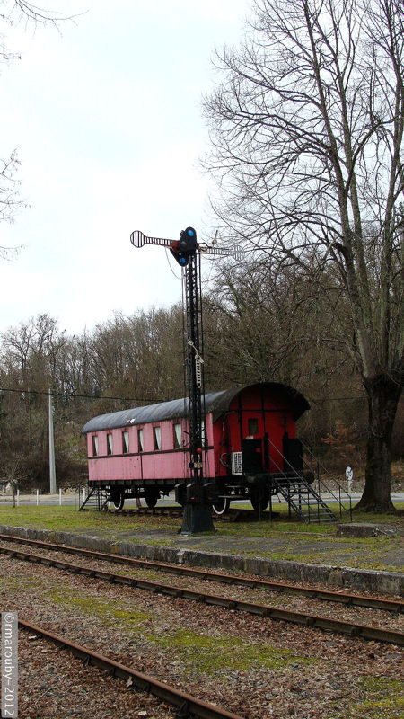 semaphore_lartigue_et_boite_a_tonerre.jpg